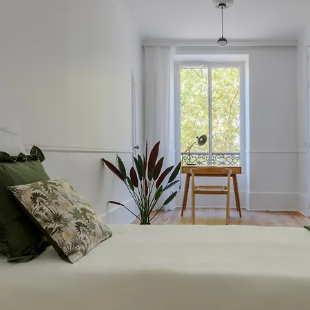 Center Colisee Paris