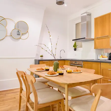 Center Colisee Paris